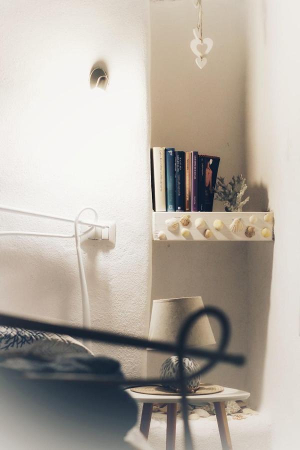 La Conchiglia Appartement SantʼAntìoco Buitenkant foto